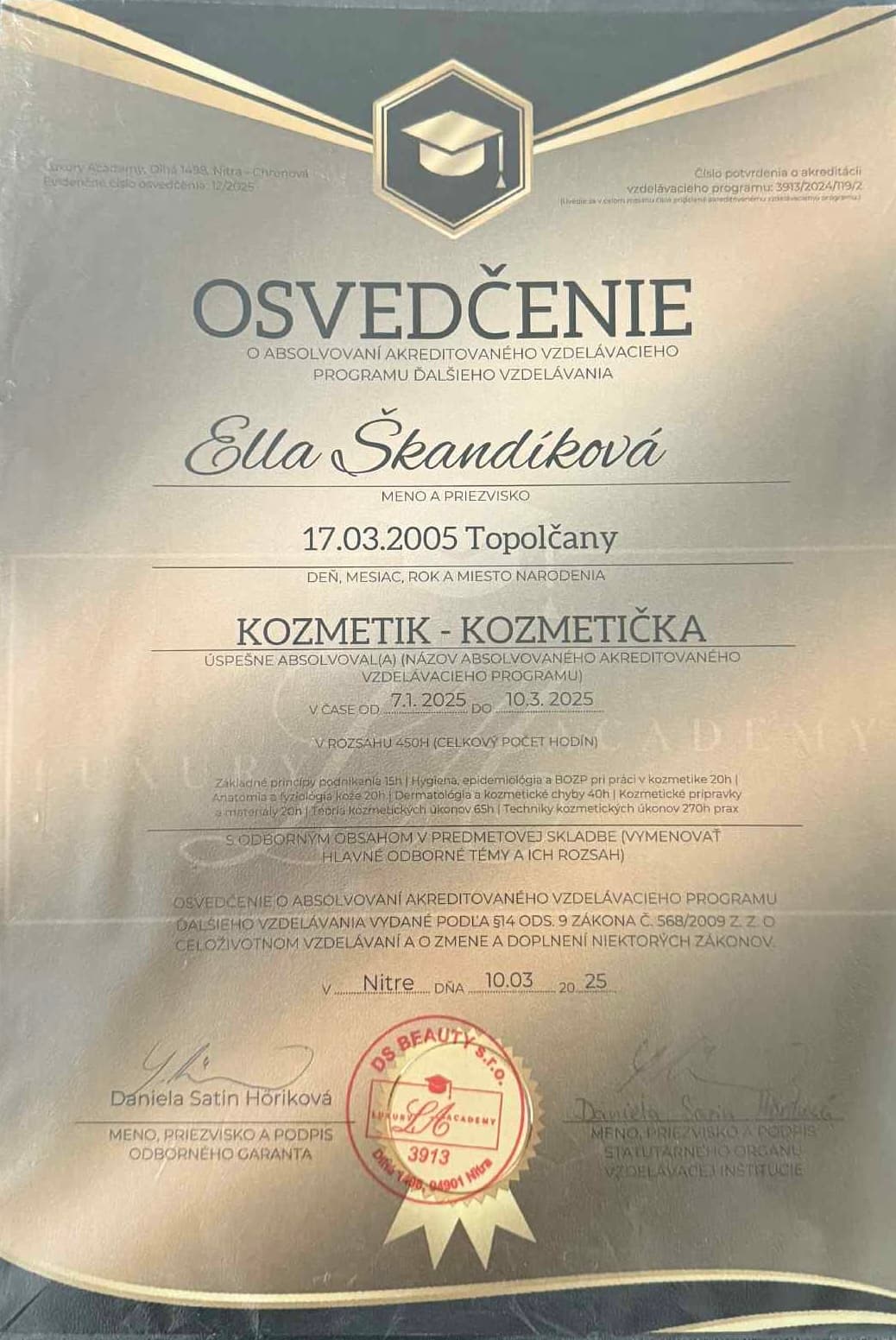 Certifikát 1 - Ella Škandíková